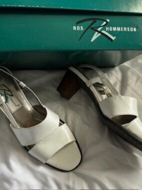 Ros Hommerson White sling sandals Sz 9 N